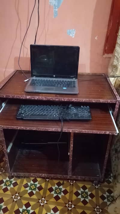 Computer and laptop table