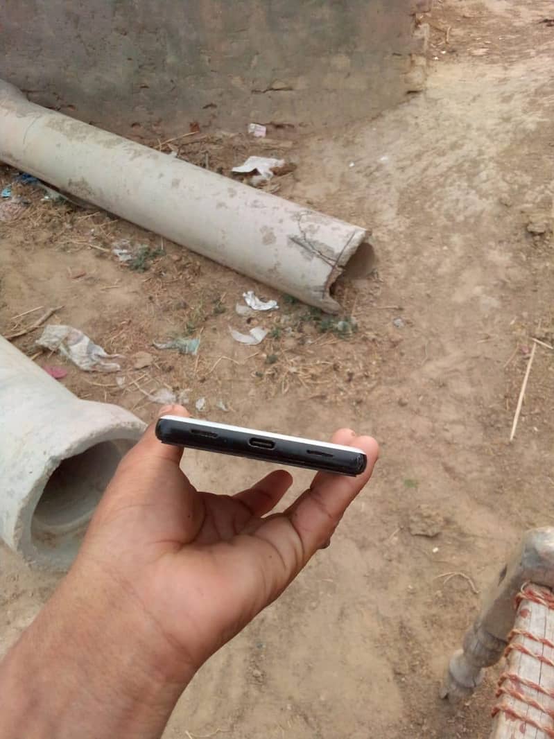 Google Pixel 6a 5