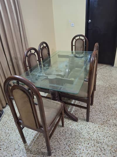6 Seater Dining table