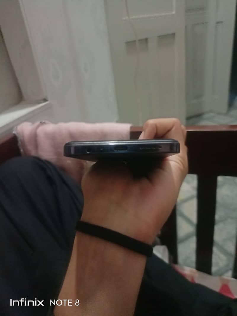 Infinix Note 30 4