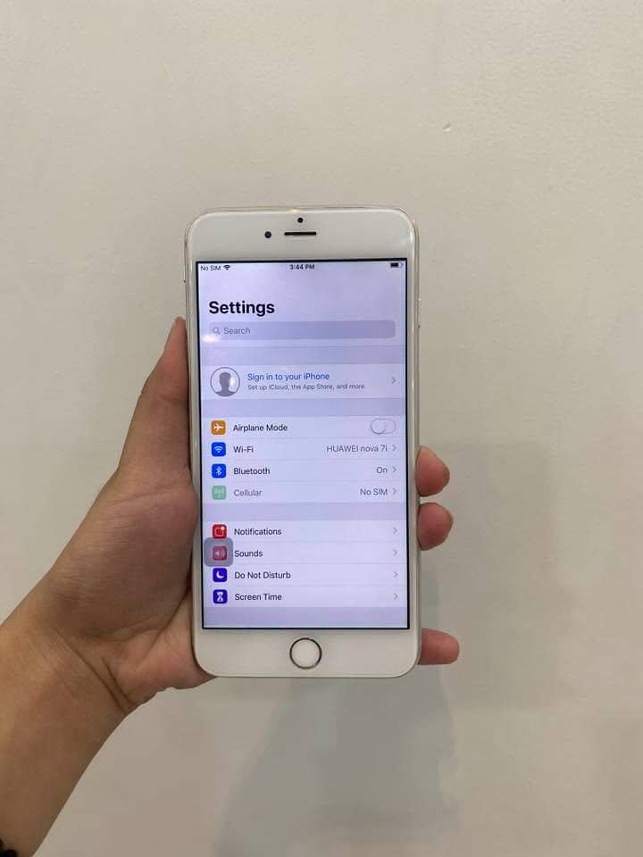 Apple iPhone 6S Plus 2