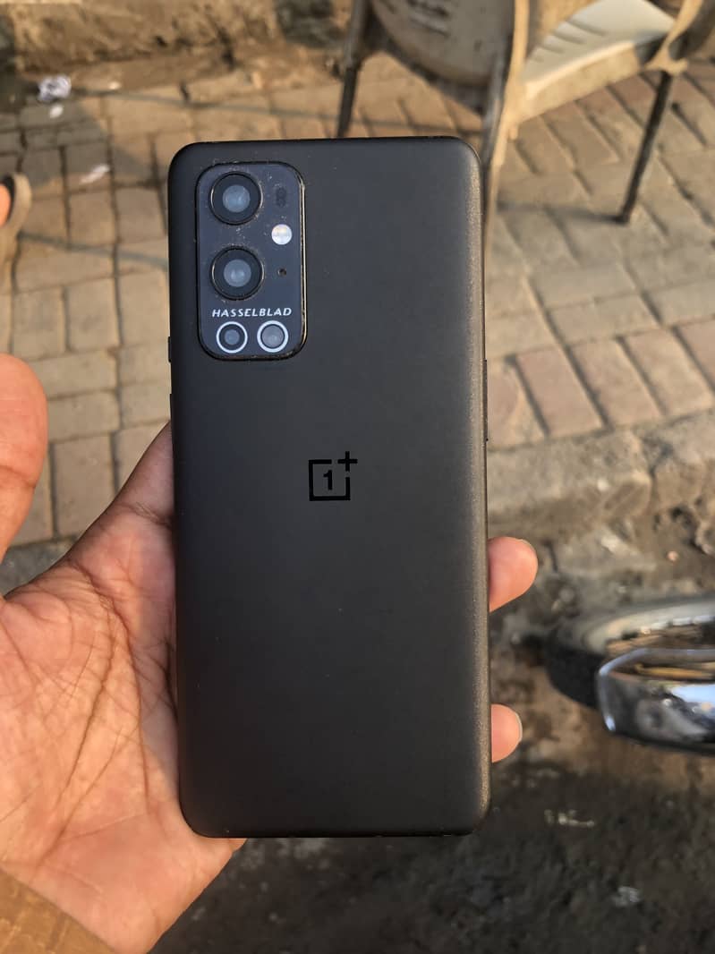 One Plus 9 Pro 0