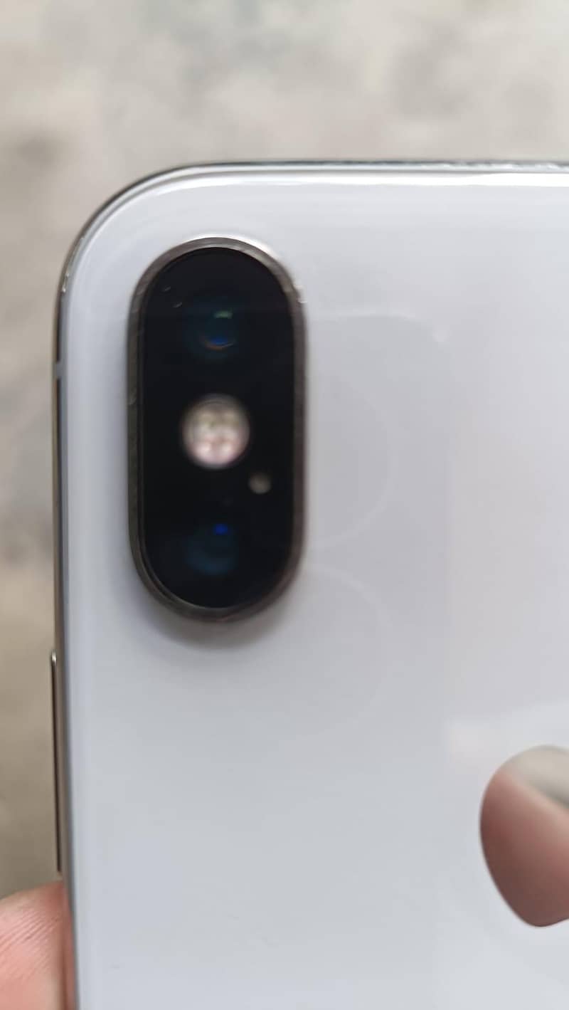 Apple iPhone X 5