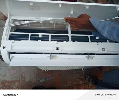 Dawlance 1.5 Ton DC Inverter AC | Heat & Cool | Energy Saving