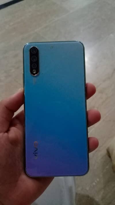 Vivo S1.8GB Ram.   256GB Rom