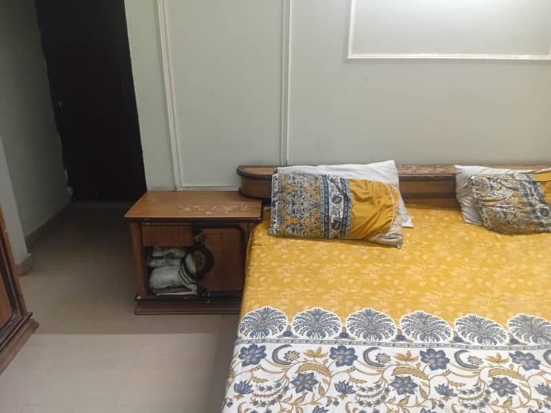 bed set with Dressing 3