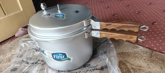 pressure cooker