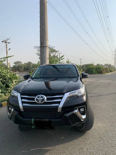 Toyota Fortuner V 2019