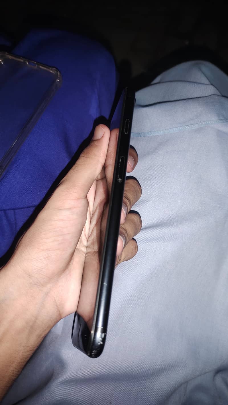 Apple iPhone 7 Plus 1
