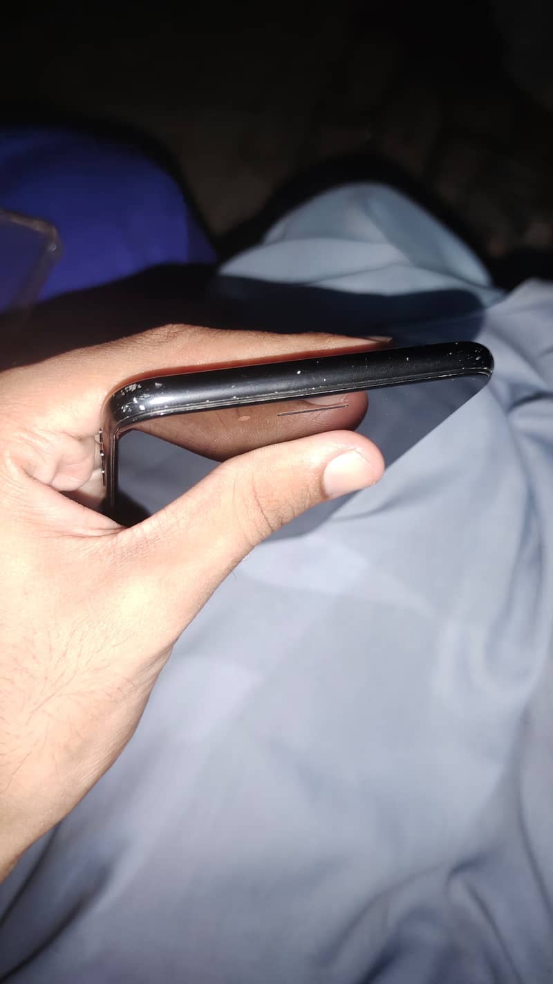 Apple iPhone 7 Plus 2