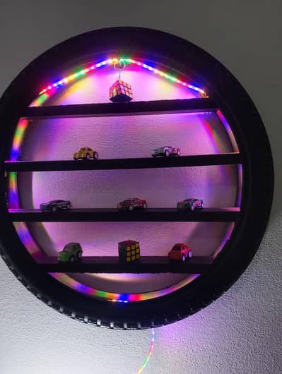 lightning tyre with toy cars decoration piece for your room