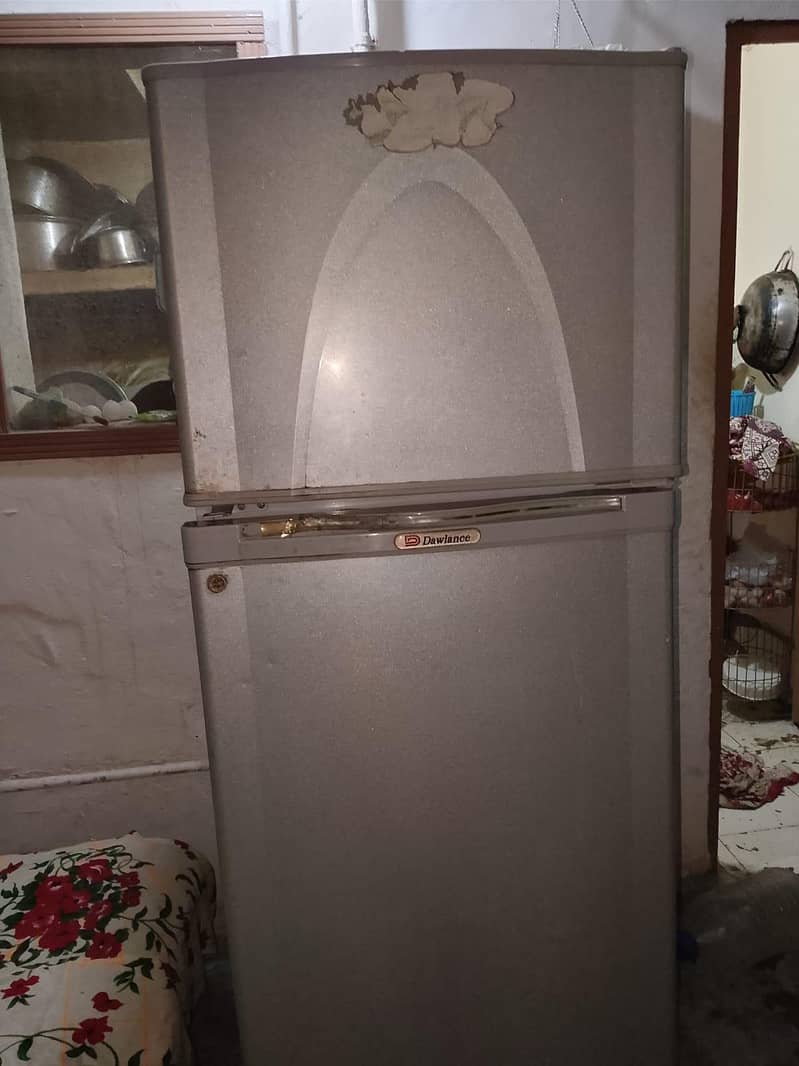 Refrigerator 0