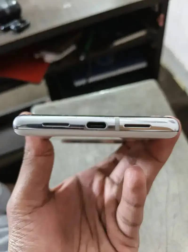 Google Pixel 6 Pro 2