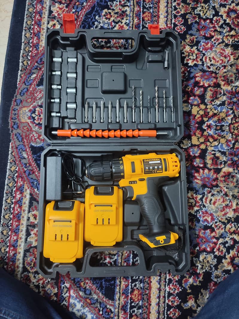 Cordless drill machine 0
