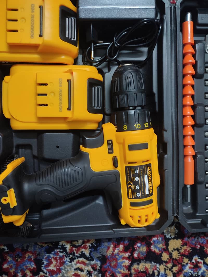 Cordless drill machine 2