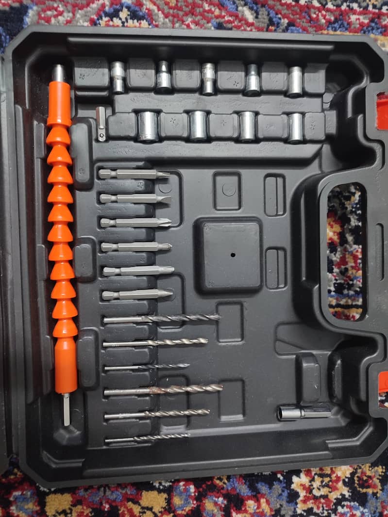 Cordless drill machine 3