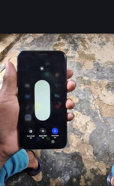 Apple iPhone 11 WhatsApp number 03248939480