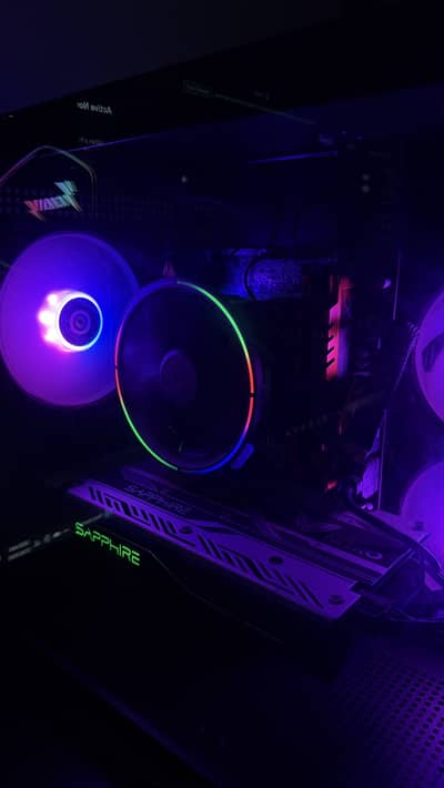 Gaming pc almost brand new Dragon case