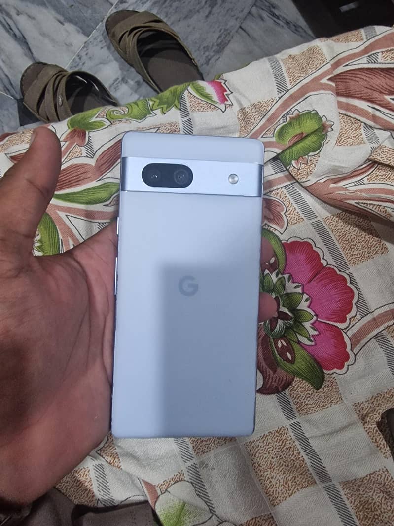 Google Pixel 7a 1