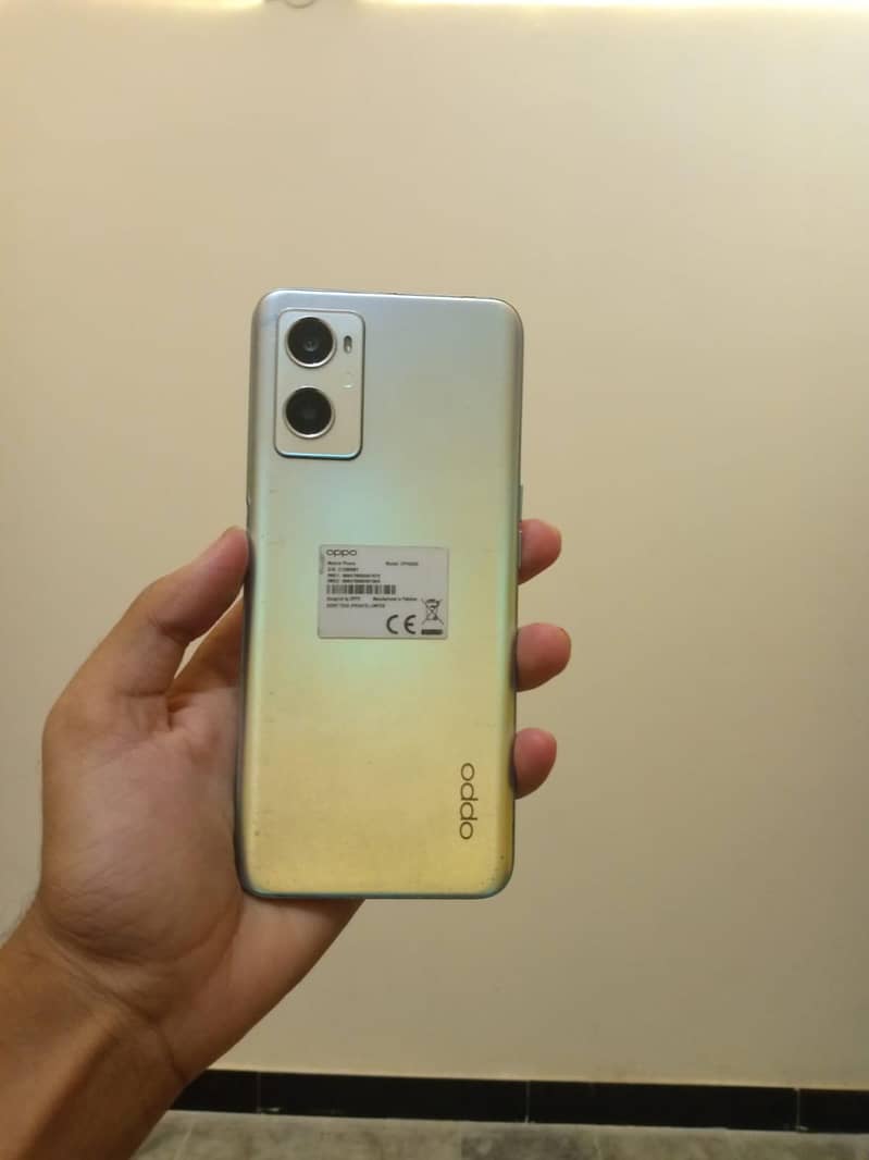 OPPO A96 0