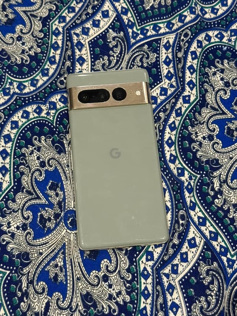 Google Pixel 7 Pro 0