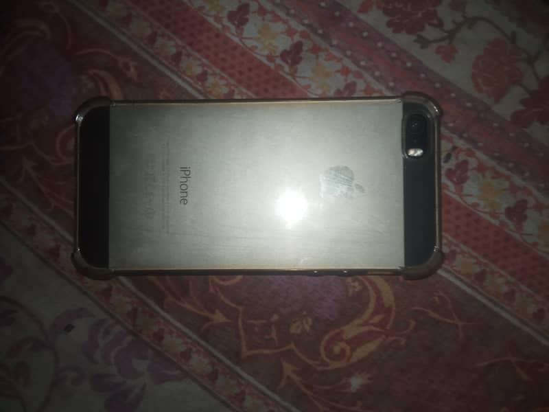 Apple iPhone 5s 2