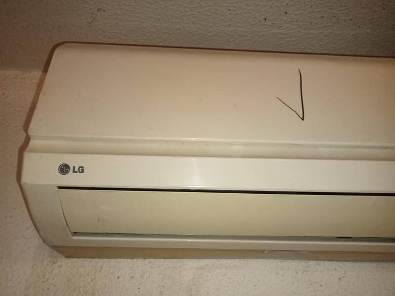 LG Split AC 1.5 tons 1