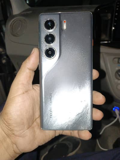 Tecno CAMON 40 Pro