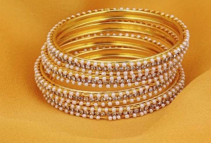 different designs bangles available 1