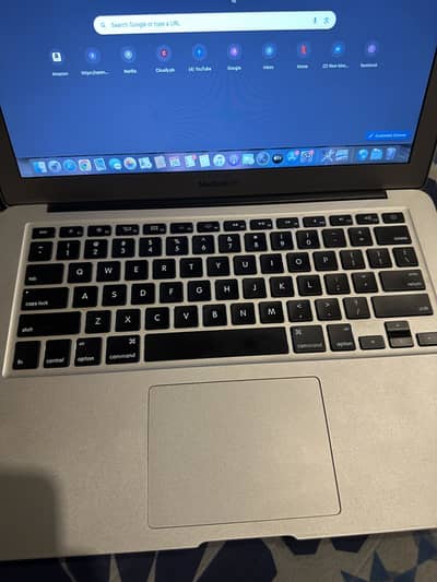Apple MacBook Air 13” Mid 2012 | Core i5 | 4GB RAM | Charger Included