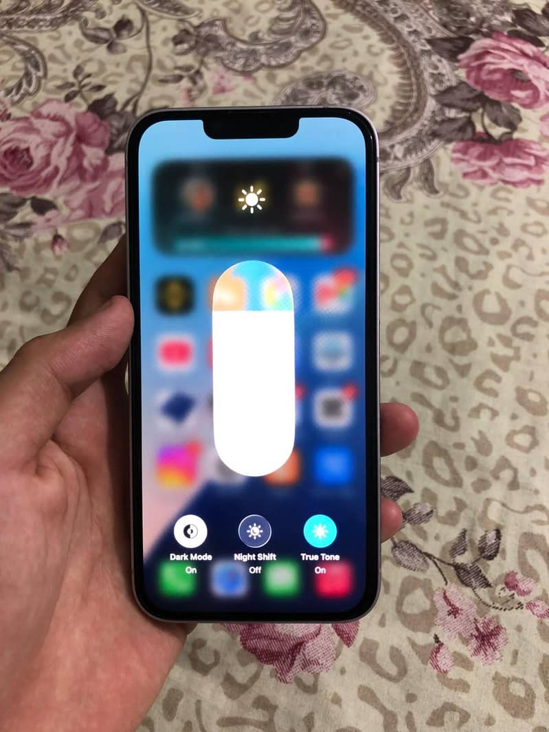 Apple iPhone 14 2