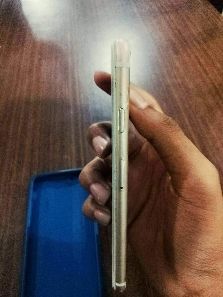 Apple iPhone 6 4