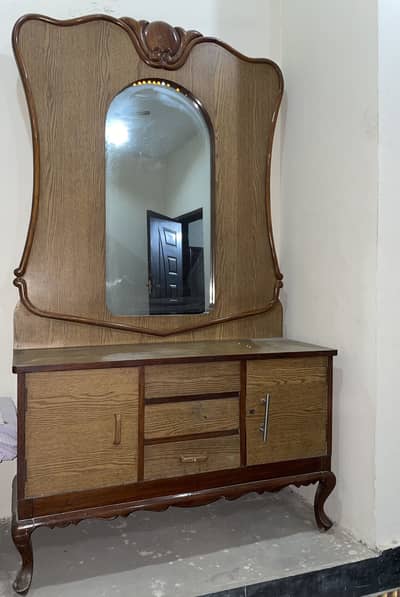 Wooden Dressing Table with Mirror – Good Condition