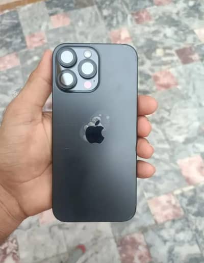Apple iPhone 16 Pro Max