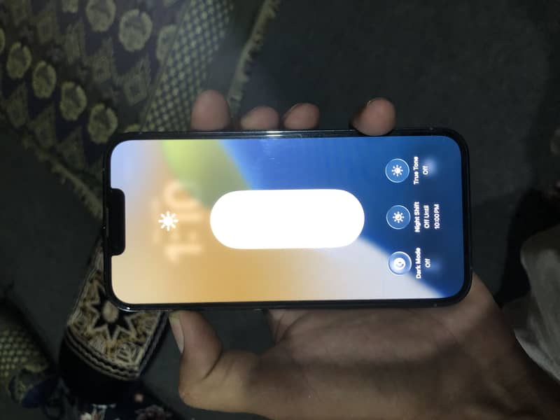 Apple iPhone 13 Pro 1