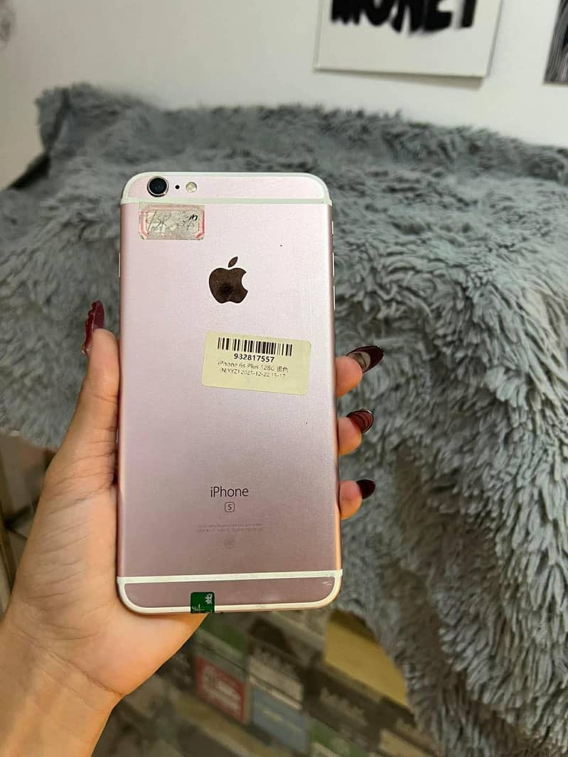 Apple iPhone 6S Plus 0