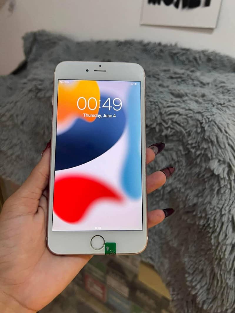 Apple iPhone 6S Plus 2