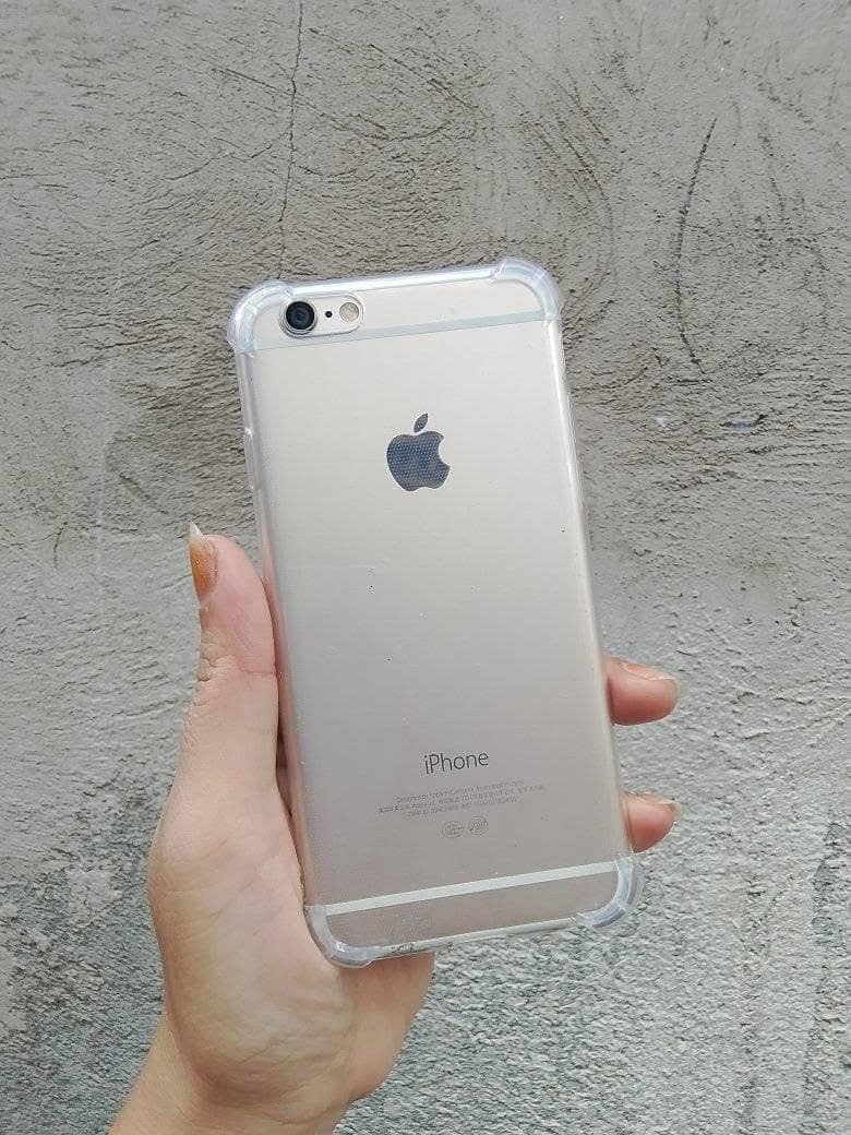 Apple iPhone 6S Plus 0