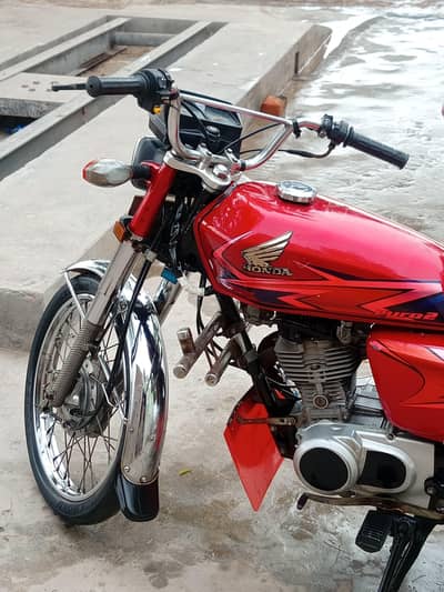 Honda 125 Argent for sale need money