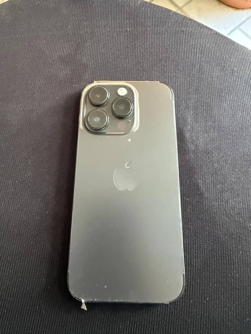 iPhone 14 Pro JV 0