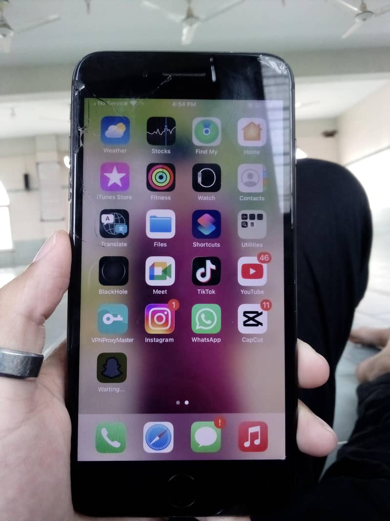 Apple iPhone 8 Plus 2