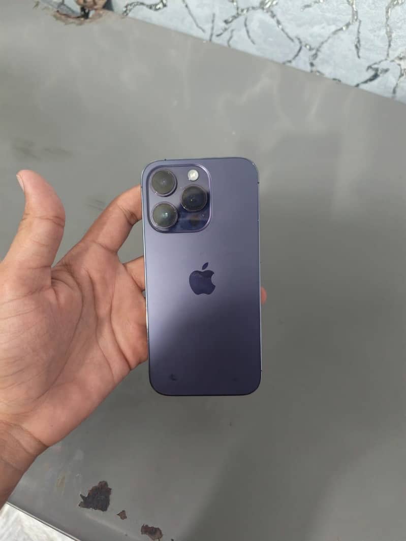 Apple iPhone 14 Pro 2