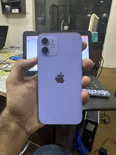 Apple iPhone 12