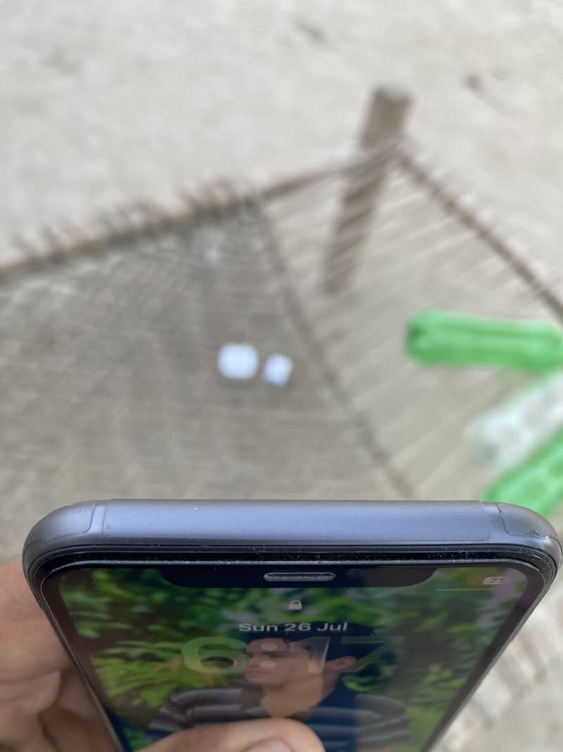 Apple iPhone 11 1