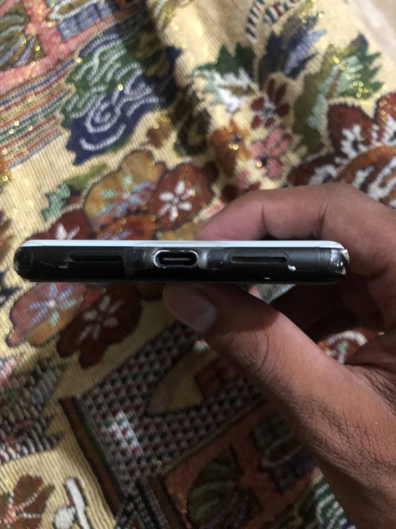 Google Pixel 6 (8/256) 7
