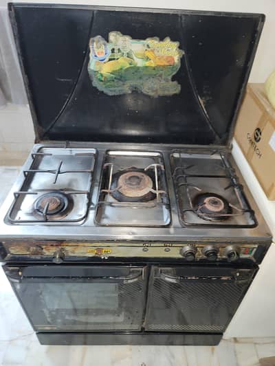 3-BURNER GAS STOVE AND COOKING RANGE - WORKING CONDITION