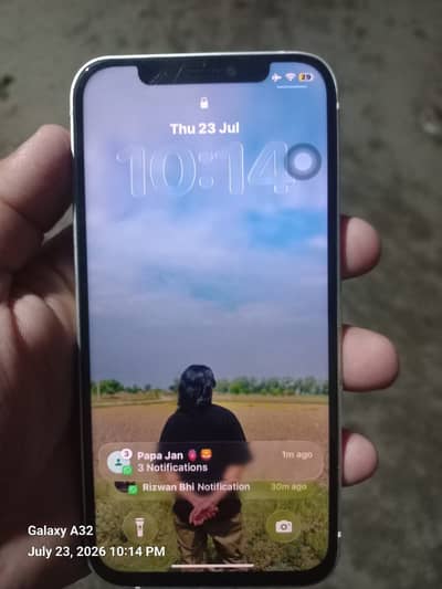 Apple iPhone 12 64gb Jv