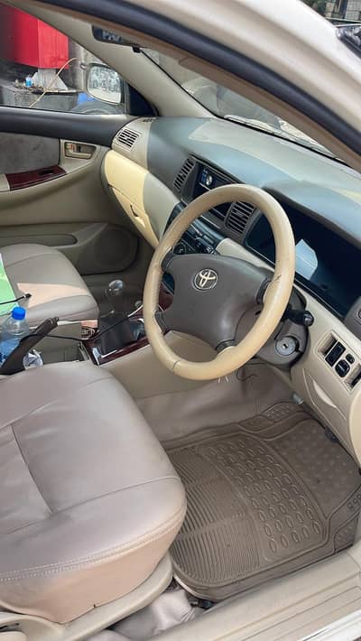 Toyota Corolla 2003 SE saloon