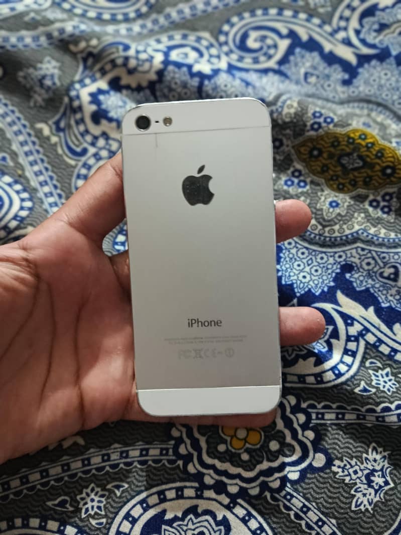 Apple iPhone 5 1