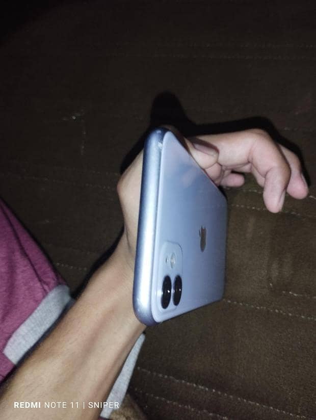 Iphone 11 4